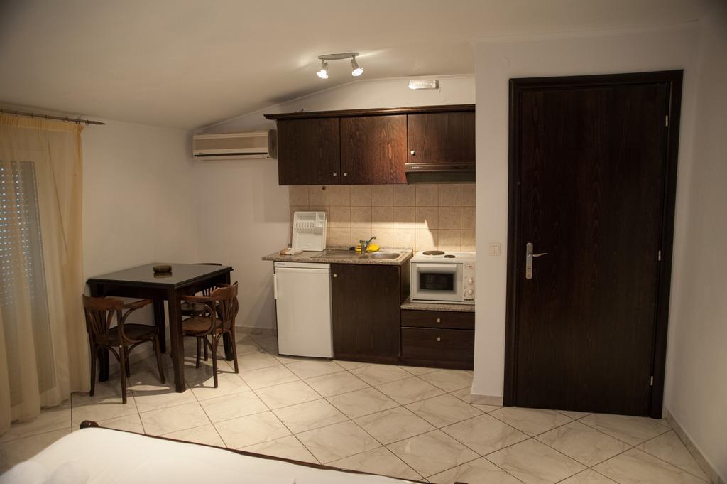Pansion Olga Apartment Парга Стая снимка